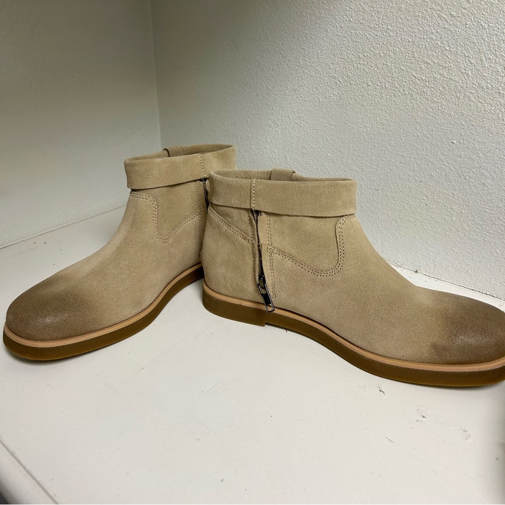 Ugg ankle boots